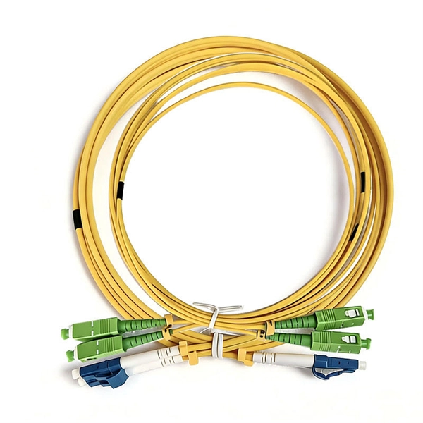 Outdoor optical cable stripping and splicing process
