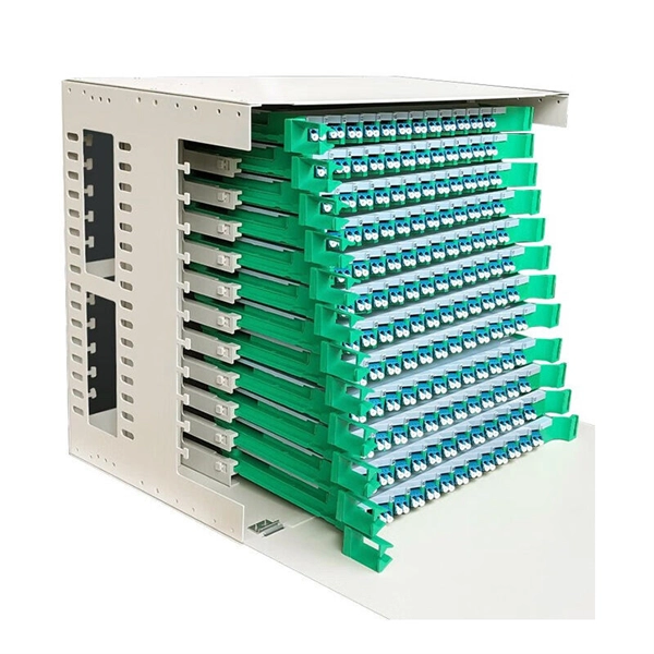 Can a 4-core fiber optic cable be connected to an 8-core network cable 