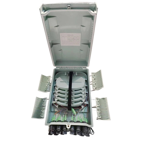 Color of power distribution box