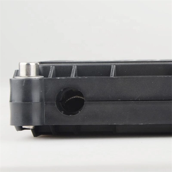 How many electrical outlets should be reserved in the distribution box 