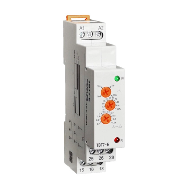 Junction box with three inputs and three outputs