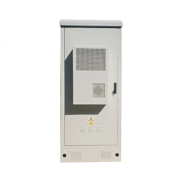 What type of multi-core wire should be used in the distribution box 