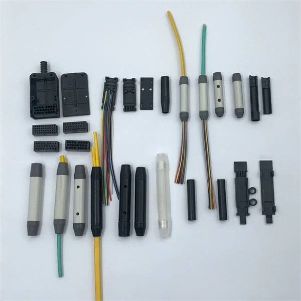 Instrument cable tray static busbar grounding