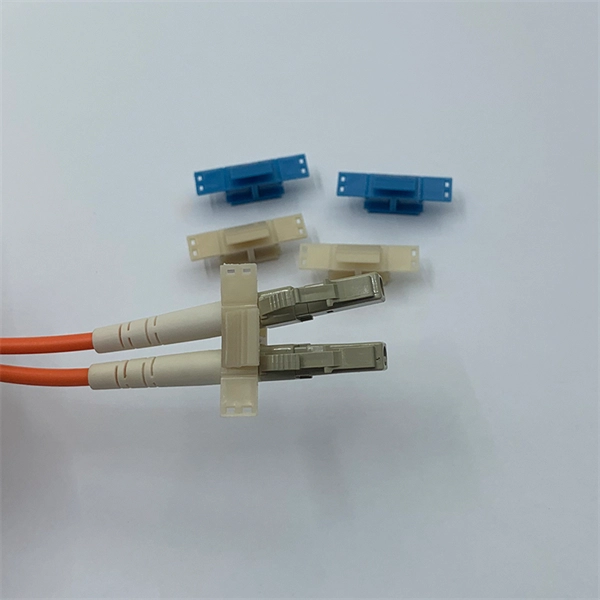 How to connect temporary wiring to the distribution box