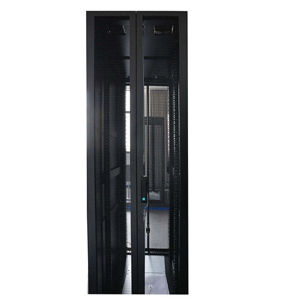 Fiber optic patch cords in fusion splicing solutions