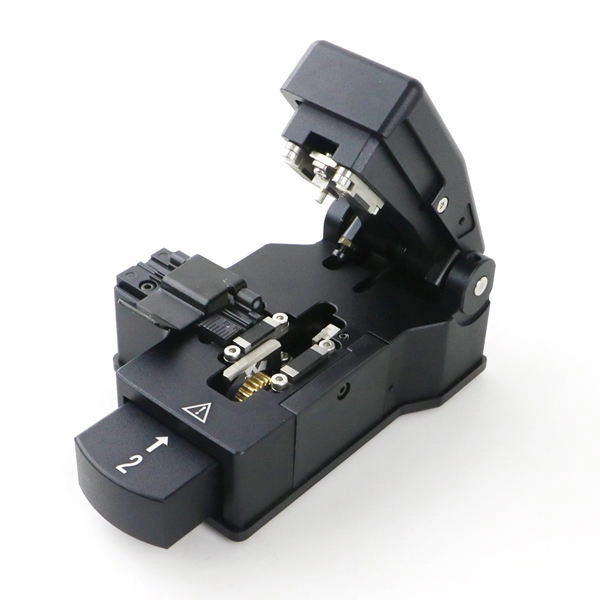Two types of optical modules at the OTU end