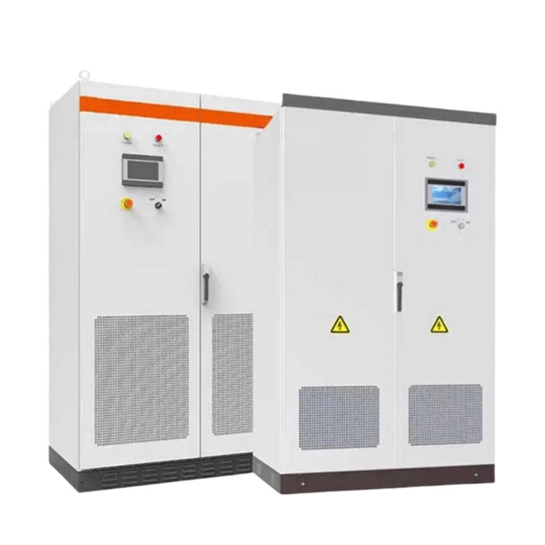 Low-voltage flexible compact busbar